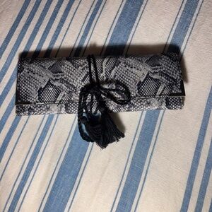 Snakeskin Pattern Foldable Jewelry Travel Case